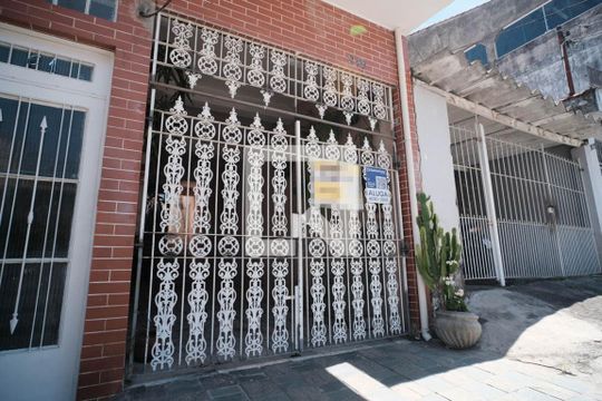 Fachada de casa para alugar com 3 quartos, 100m² em Cidade Patriarca, São Paulo