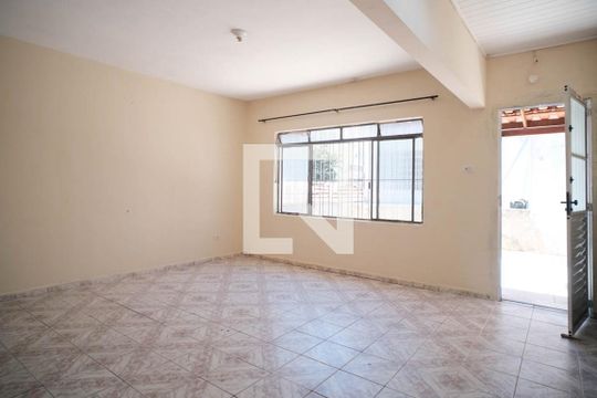 Sala de casa para alugar com 3 quartos, 100m² em Cidade Patriarca, São Paulo