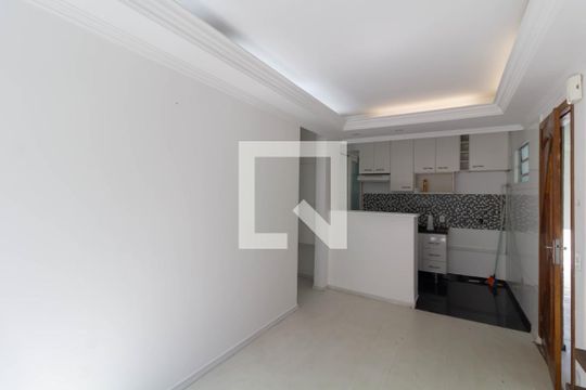 Sala de apartamento à venda com 2 quartos, 42m² em Jardim Casa Pintada, São Paulo