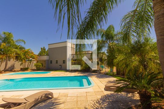 Área comum - Piscina de casa de condomínio para alugar com 3 quartos, 252m² em Igara, Canoas