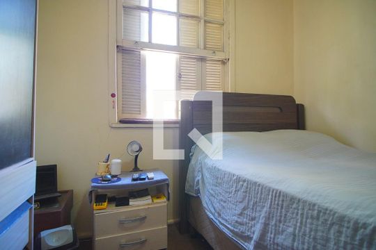 Quarto 1 de casa para alugar com 2 quartos, 350m² em Passo D’areia, Porto Alegre