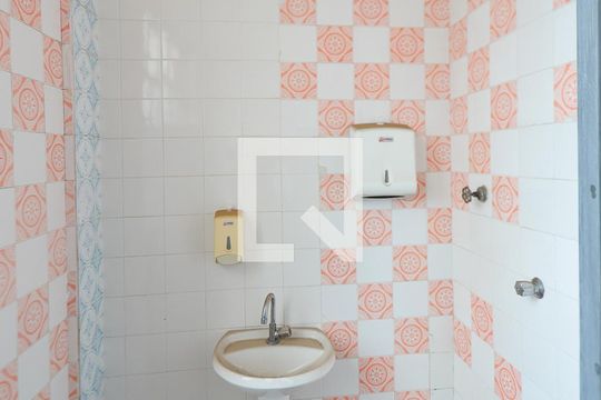 Banheiro2 de apartamento à venda com 3 quartos, 133m² em Centro, Belo Horizonte