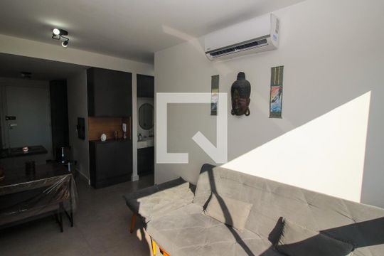 Sala de apartamento à venda com 1 quarto, 45m² em Azenha, Porto Alegre