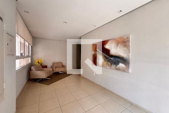 Hall social de apartamento à venda com 3 quartos, 80m² em Vila Valparaíso, Santo André