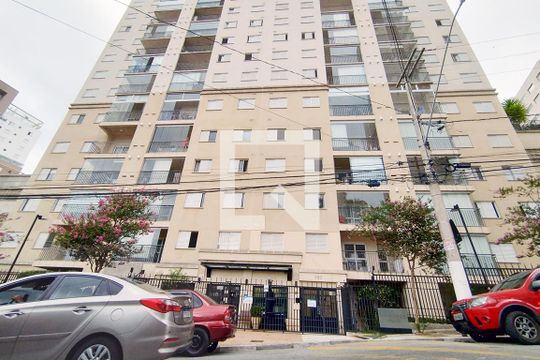 Fachada de apartamento para alugar com 2 quartos, 60m² em Jaguaribe, Osasco