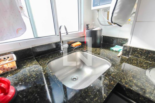 Área de Serviço de apartamento para alugar com 2 quartos, 43m² em Cidade São Mateus, São Paulo