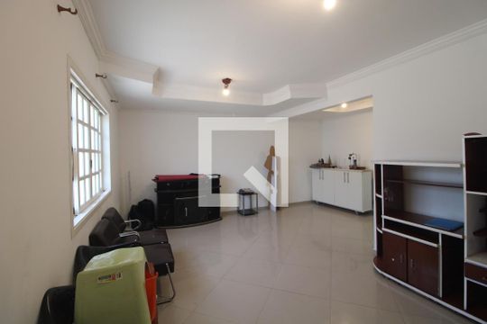 Casa de Condomínio à venda com 3 quartos, 180m² em Vila Constancia, São Paulo