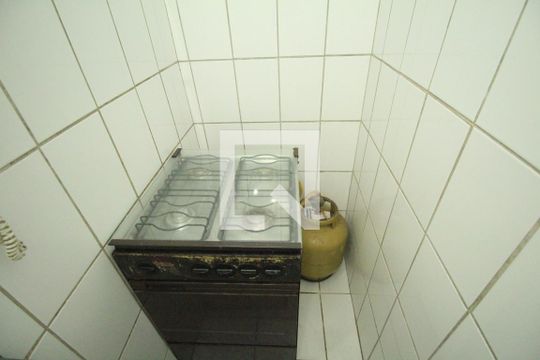 Cozinha de kitnet/studio para alugar com 1 quarto, 31m² em Saúde, Salvador