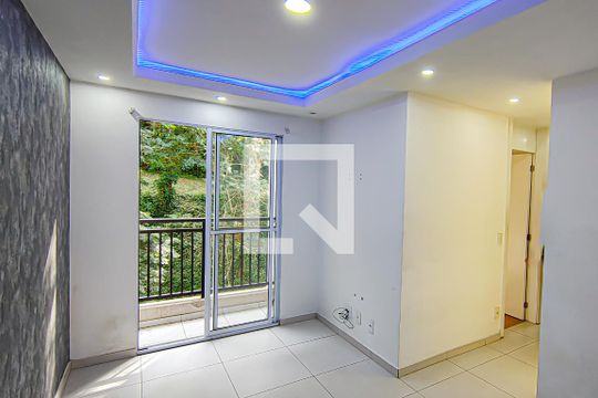 Sala de apartamento à venda com 2 quartos, 45m² em Jacarepaguá, Rio de Janeiro