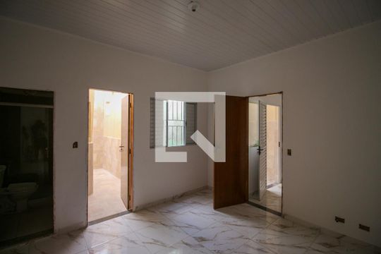 Quarto de casa para alugar com 1 quarto, 50m² em Jardim Santa Maria, São Paulo
