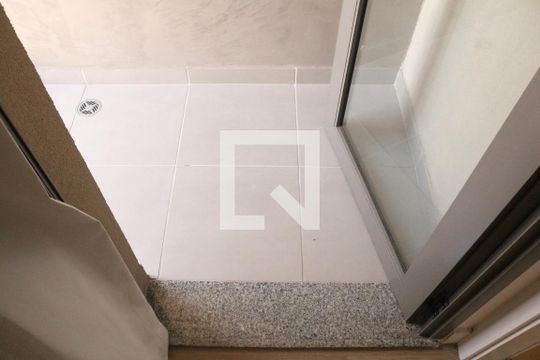 Varanda de kitnet/studio à venda com 1 quarto, 23m² em Barra Funda, São Paulo