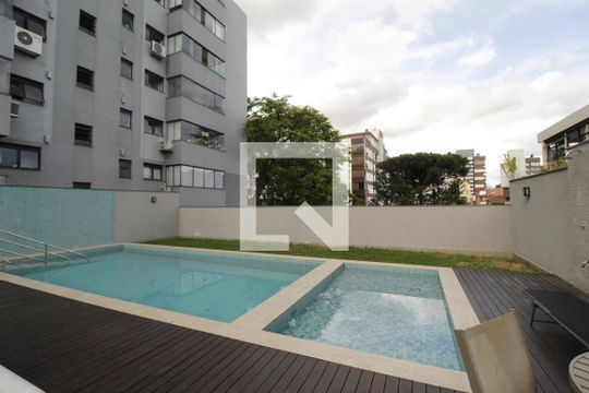 Área comum - Piscina de apartamento para alugar com 2 quartos, 66m² em Bela Vista, Porto Alegre