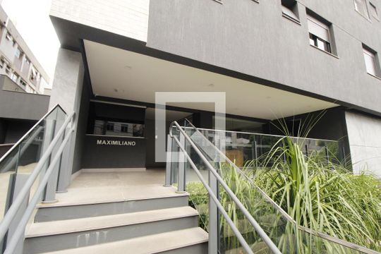 Fachada do Prédio de apartamento para alugar com 2 quartos, 66m² em Bela Vista, Porto Alegre