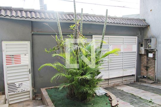 Garagem de casa à venda com 3 quartos, 180m² em Jardim do Papai, Guarulhos