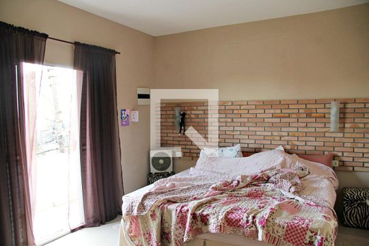 Suíte de casa à venda com 3 quartos, 180m² em Jardim do Papai, Guarulhos