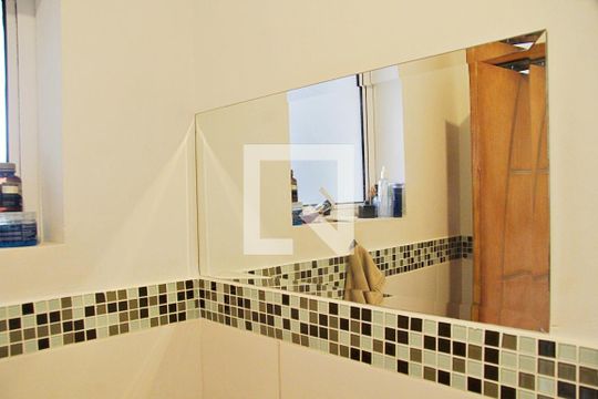 Lavabo da sala de casa à venda com 3 quartos, 180m² em Jardim do Papai, Guarulhos