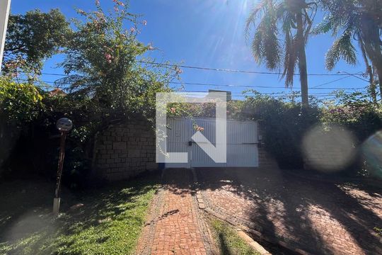 Casa à venda com 4 quartos, 675m² em Cidade Universitária, Campinas