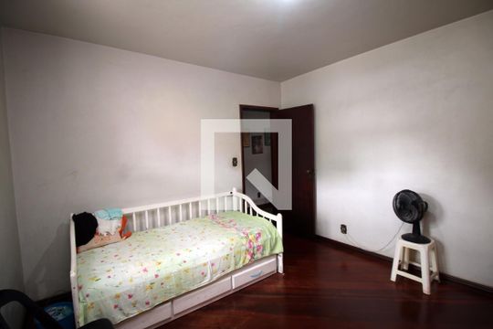 Quarto 1 de casa à venda com 3 quartos, 360m² em Taquara, Rio de Janeiro