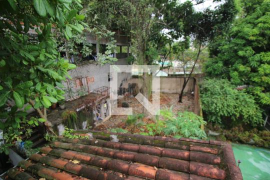 Quintal de casa à venda com 3 quartos, 360m² em Taquara, Rio de Janeiro