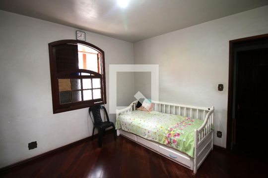 Quarto 1 de casa à venda com 3 quartos, 360m² em Taquara, Rio de Janeiro