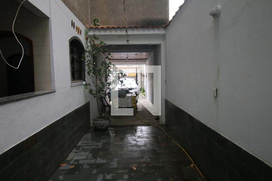 Garagem de casa à venda com 3 quartos, 360m² em Taquara, Rio de Janeiro