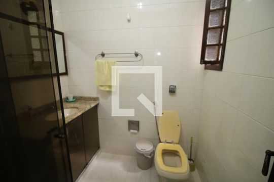 Banheiro Social de casa à venda com 3 quartos, 360m² em Taquara, Rio de Janeiro