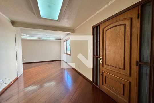Apartamento à venda com 3 quartos, 110m² em Centro, São Leopoldo