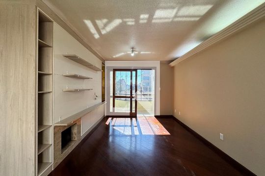 Sala de apartamento à venda com 3 quartos, 110m² em Centro, São Leopoldo