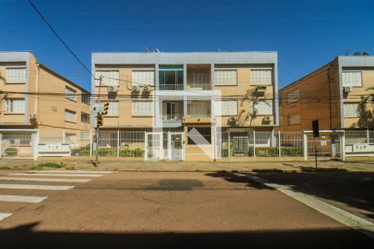 Fachada de kitnet/studio para alugar com 1 quarto, 45m² em Cristo Redentor, Porto Alegre