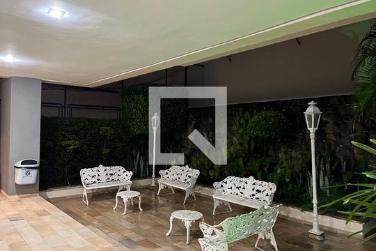 Área comum de apartamento para alugar com 3 quartos, 100m² em Pompeia, São Paulo