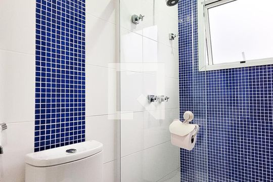 Banheiro da Suíte 4 de casa de condomínio para alugar com 5 quartos, 413m² em Loteamento Alphaville Campinas, Campinas