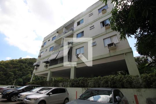 Fachada de apartamento à venda com 4 quartos, 97m² em Jacarepaguá, Rio de Janeiro