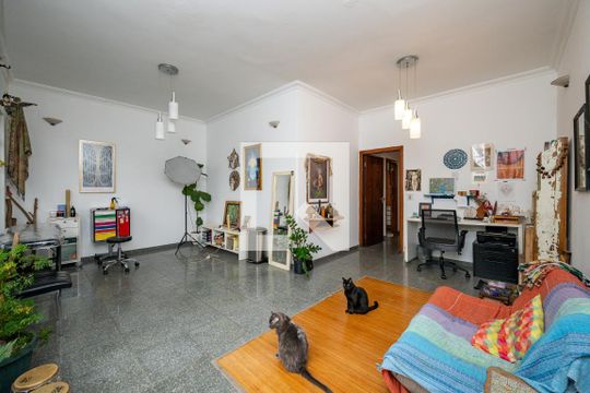 Casa à venda com 5 quartos, 500m² em Cidade Vargas, São Paulo