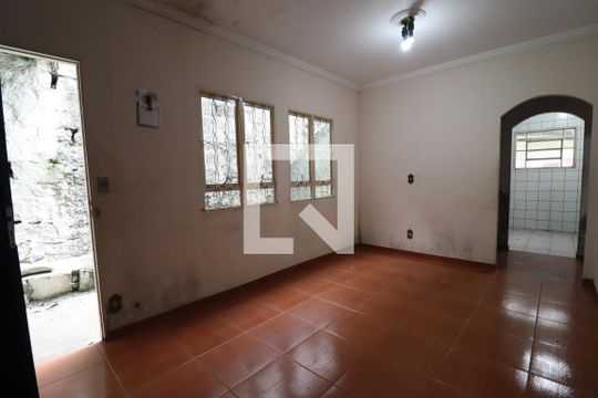 Sala de casa à venda com 3 quartos, 90m² em Vila Curuçá, Santo André