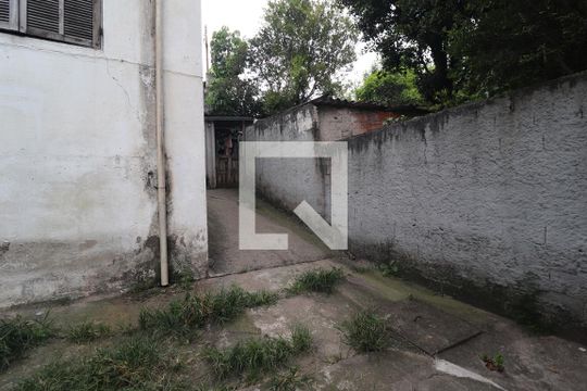 Garagem de casa à venda com 3 quartos, 90m² em Vila Curuçá, Santo André