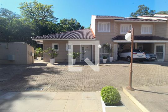 Vista de casa à venda com 3 quartos, 124m² em Nonoai, Porto Alegre