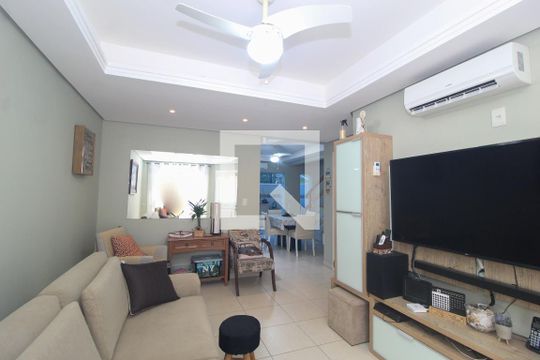 Sala de casa à venda com 3 quartos, 124m² em Nonoai, Porto Alegre