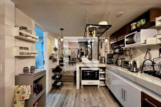 Cozinha de apartamento para alugar com 2 quartos, 120m² em Santo Amaro, São Paulo