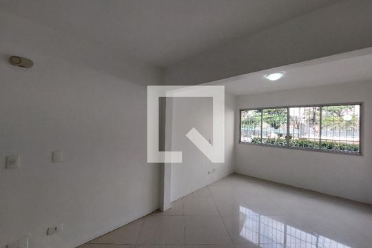 Apartamento à venda com 3 quartos, 69m² em Jardim Taquaral, São Paulo