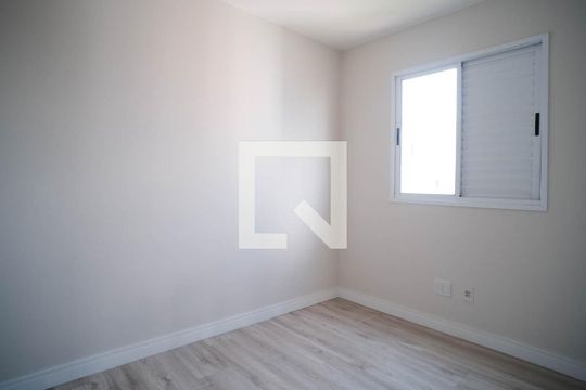 Quarto 1 de apartamento à venda com 2 quartos, 45m² em Jardim Sao Francisco (zona Leste), São Paulo