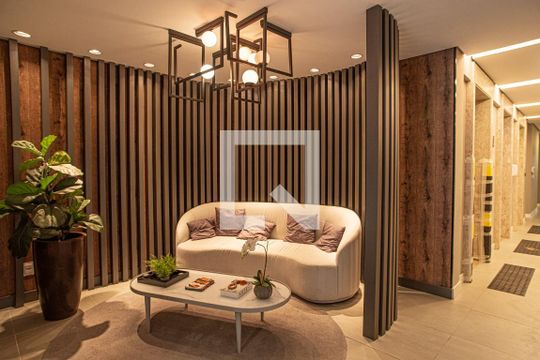 Hall de entrada de apartamento à venda com 2 quartos, 37m² em Consolação, São Paulo