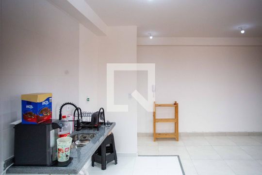 Cozinha de apartamento para alugar com 2 quartos, 44m² em Piraporinha, Diadema