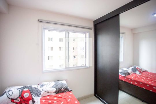 Quarto 2 de apartamento para alugar com 2 quartos, 44m² em Piraporinha, Diadema