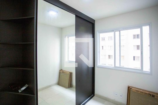 Quarto 1 de apartamento para alugar com 2 quartos, 44m² em Piraporinha, Diadema