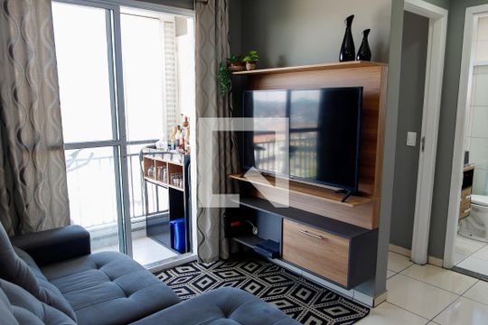 Sala de apartamento à venda com 2 quartos, 49m² em São Pedro, Osasco