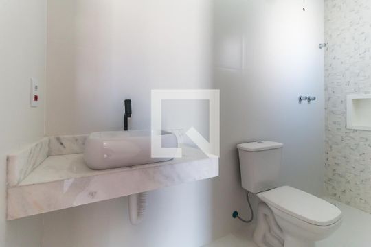 Banheiro da Suíte de casa para alugar com 3 quartos, 120m² em Villa Di César, Mogi das Cruzes