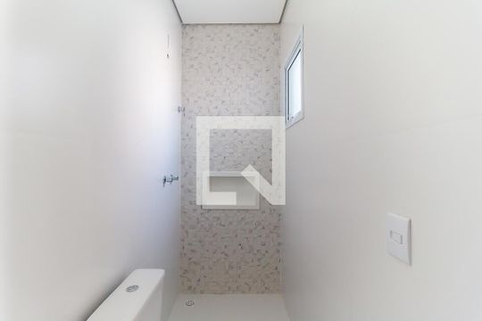 Banheiro da Suíte de casa para alugar com 3 quartos, 120m² em Villa Di César, Mogi das Cruzes