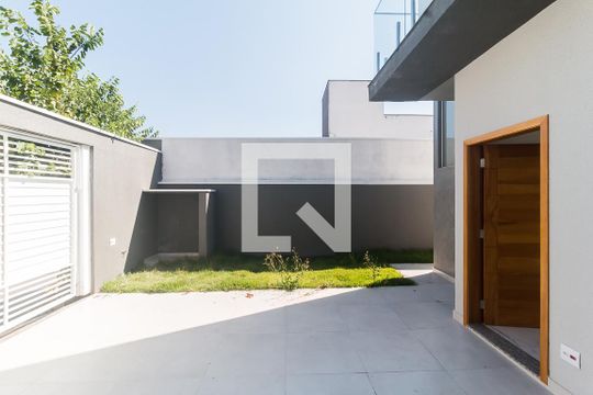 Garagem de casa para alugar com 3 quartos, 120m² em Villa Di César, Mogi das Cruzes