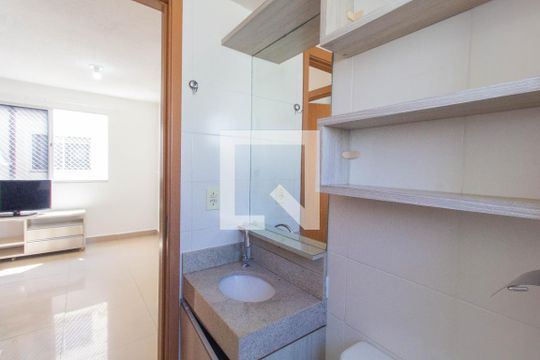 Banheiro de apartamento para alugar com 2 quartos, 55m² em São José, Canoas