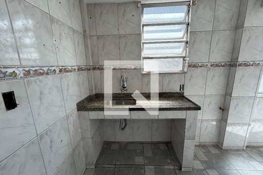 Cozinha de apartamento à venda com 2 quartos, 50m² em Tomás Coelho, Rio de Janeiro